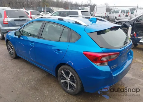 2021 Subaru Impreza Premium 5-Door z USA, uszkodzony, nr VIN 4S3GTAD68M3706387